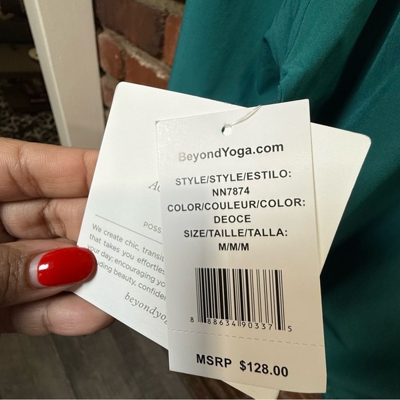 Beyond Yoga women's In stride half zip polyester pullover size medium teal -Flaw - Picture 6 of 13